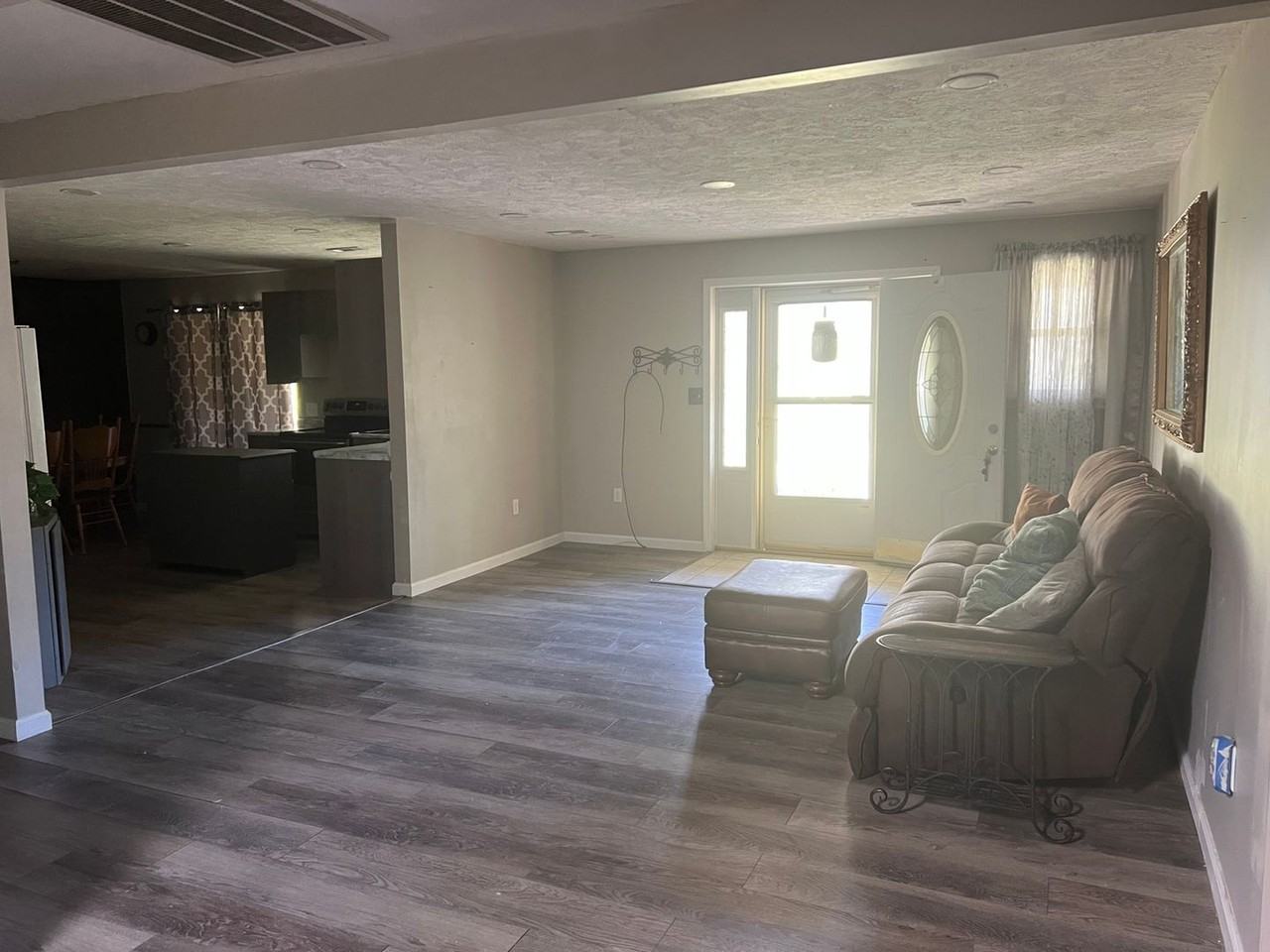 320 Caraway Ln - Photo 6 of 24