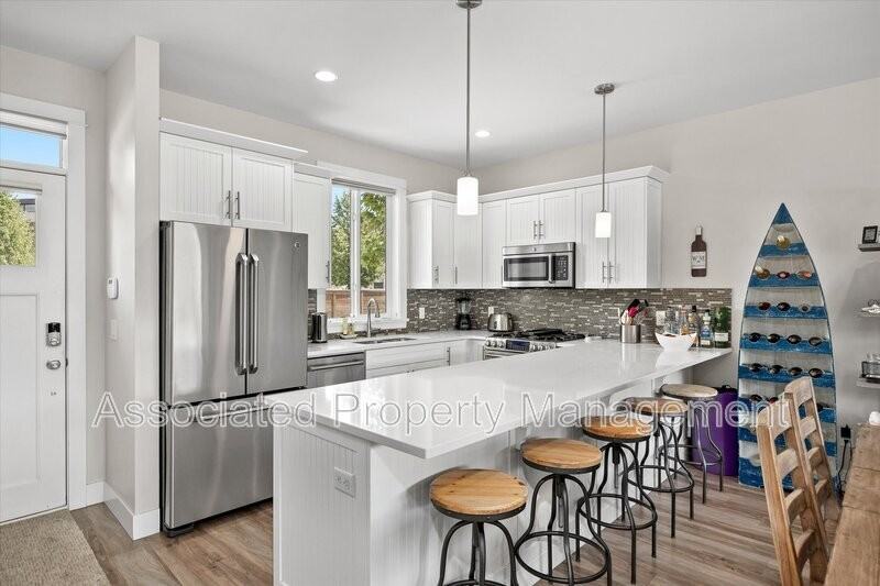 3750 West Bay Rd - Photo 2 of 50