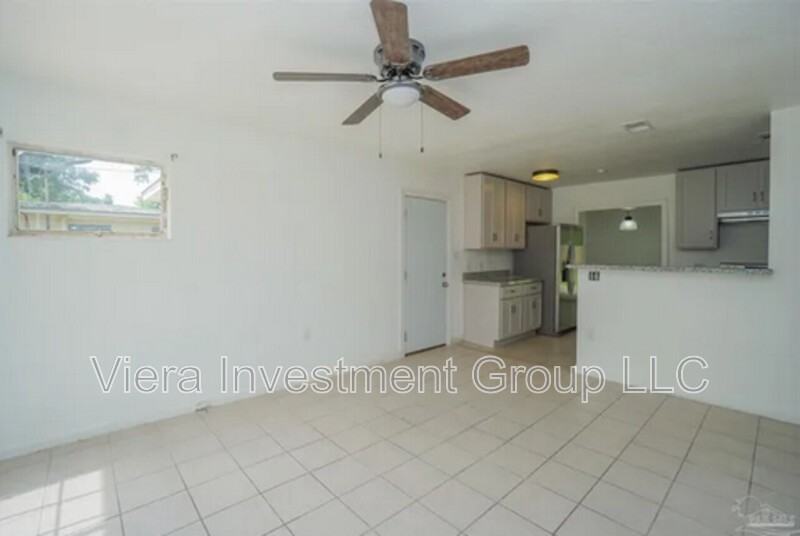 126 Berkley Dr - Photo 3 of 16