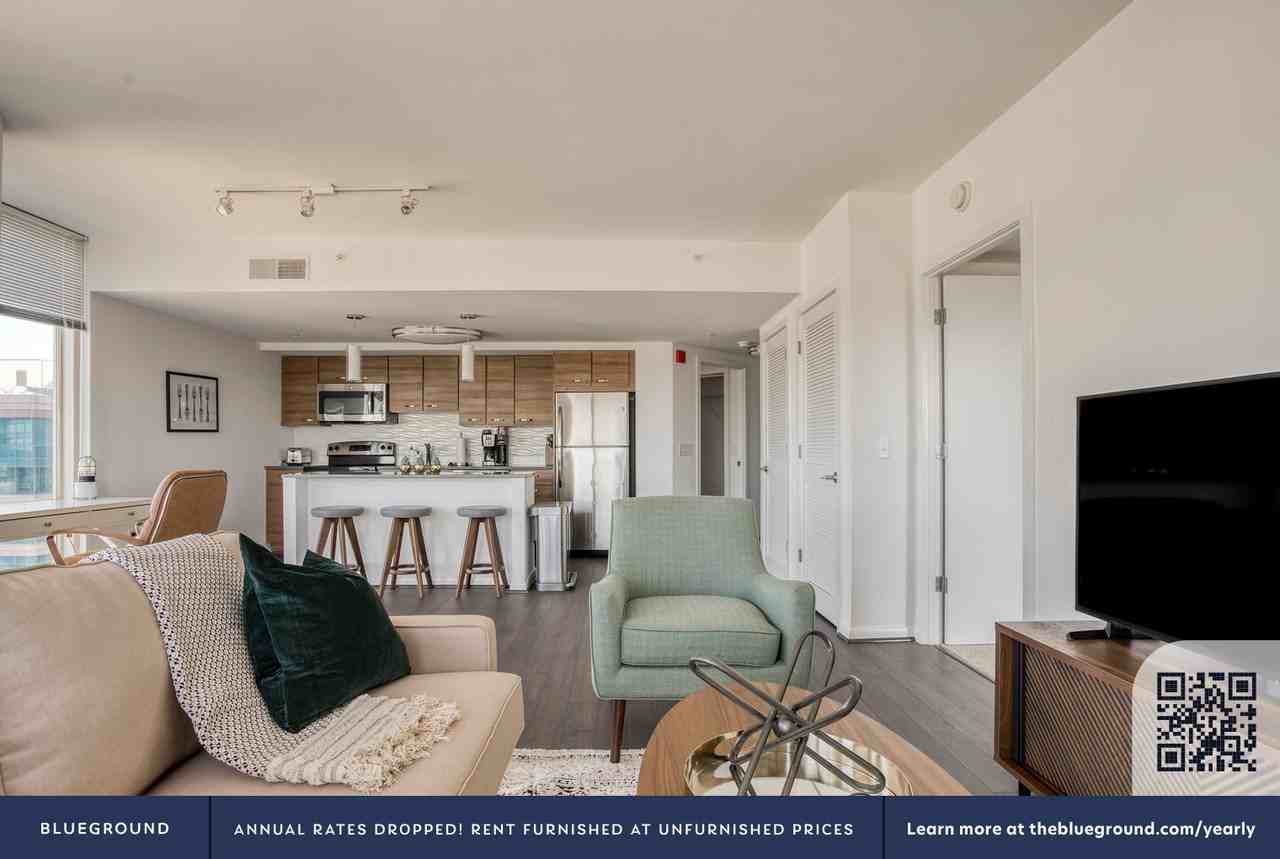 8421 Broad Street - Photo 4 of 31