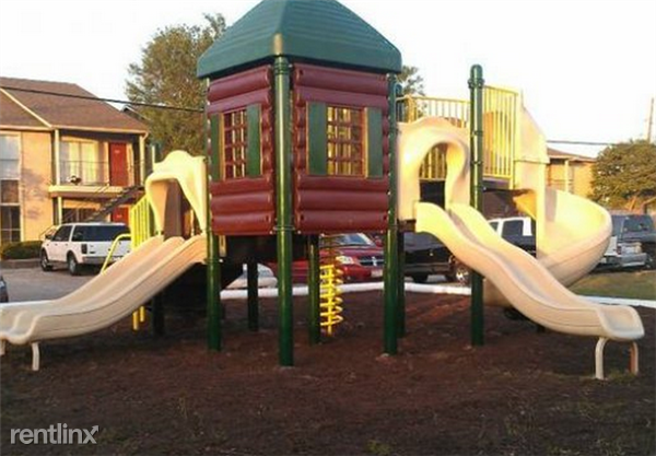 Bammel Village @ Cypress Landing Rd - Photo 3 of 4