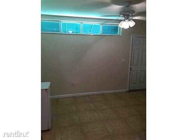 7630 SW 73rd Pl - Photo 2 of 7