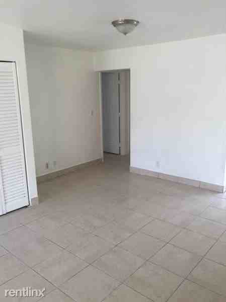 6791 SW 10th St - Photo 2 of 6