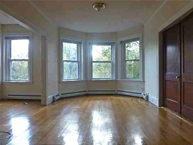 805 Washington St #3rdFL