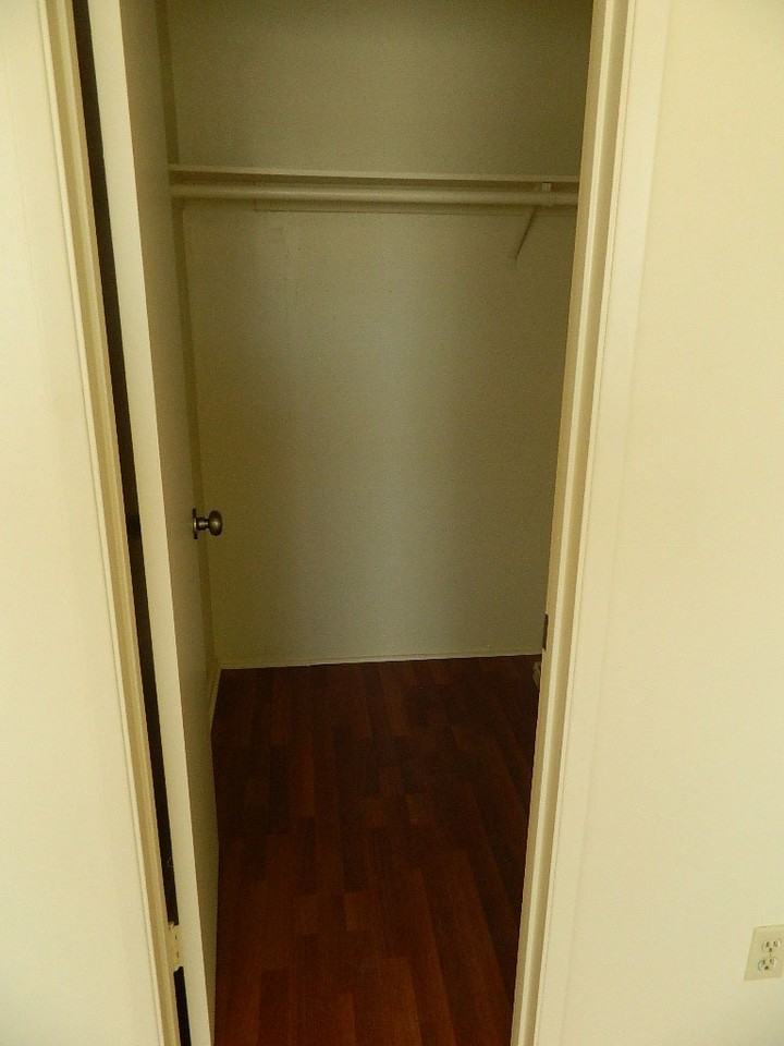 1017 Junipero Drive - Photo 3 of 12