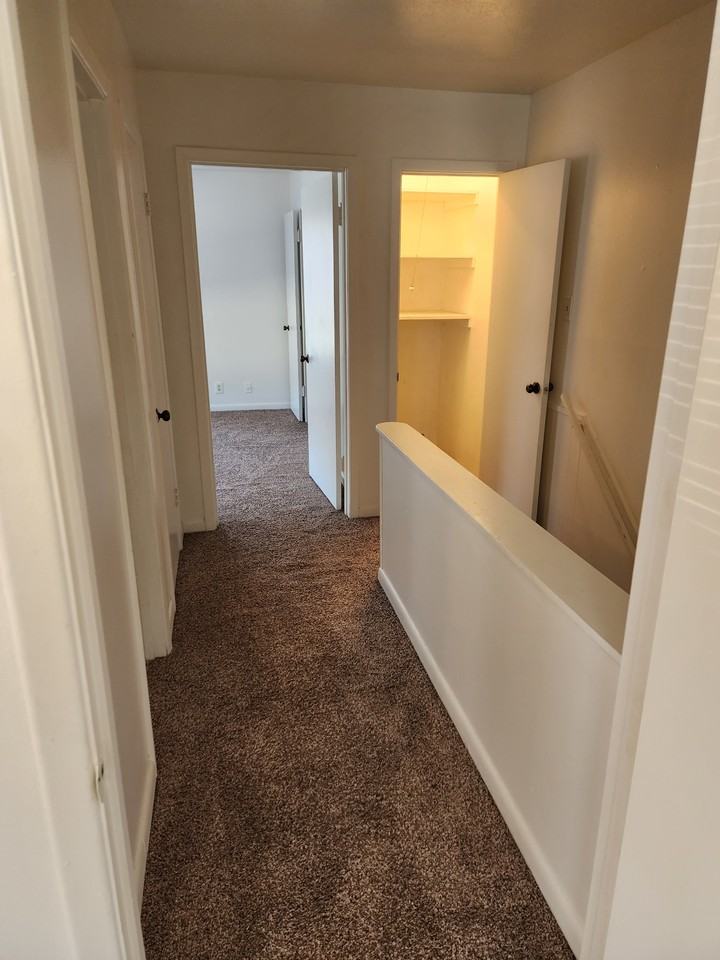 1905 W Shields Dr #3 - Photo 3 of 10