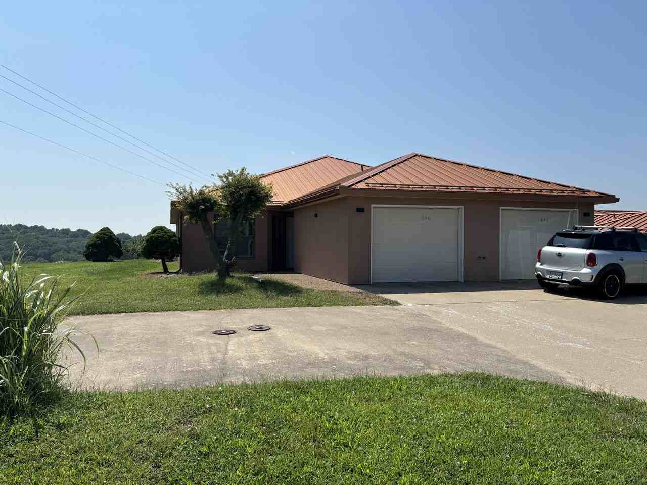 1040 Cinnamon Dr #NA - Photo 3 of 21