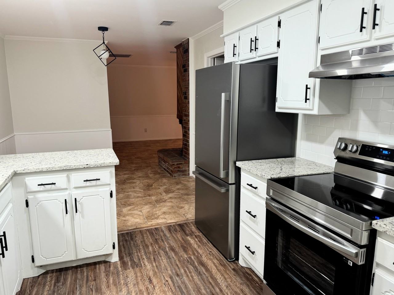 97 Valleyview Rd #97 - Photo 3 of 13