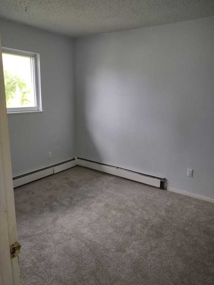 1450 Nokomis Dr - Photo 5 of 6