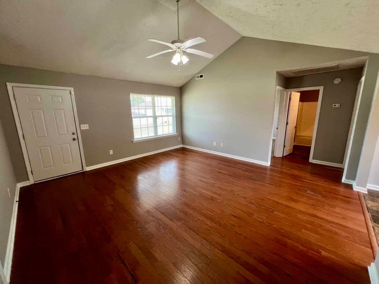 2617 Decatur Ln - Photo 2 of 23