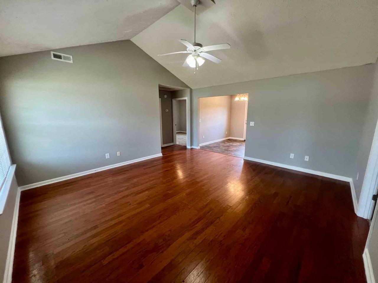 2617 Decatur Ln - Photo 3 of 23