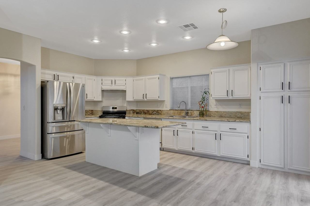 7938 Angel Tree Ct - Photo 3 of 38