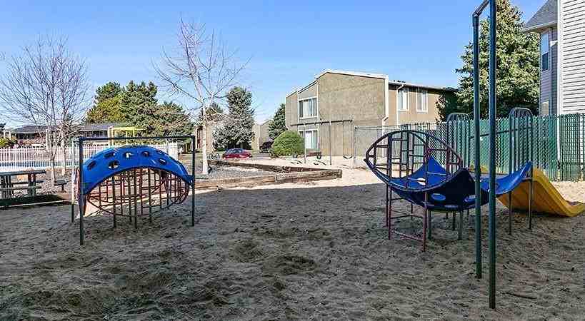 5713 N Garrett St - Photo 7 of 22