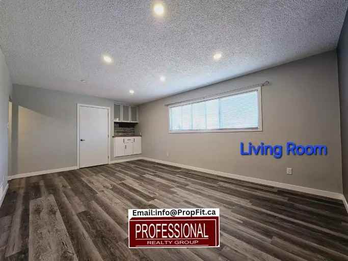 10924 135a Ave Nw - Photo 3 of 11