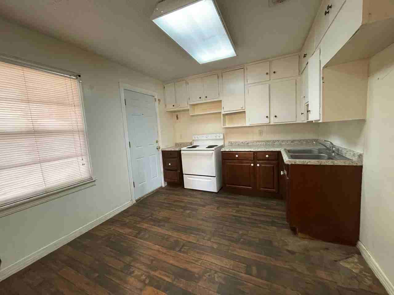 3804 Anetta Dr - Photo 3 of 14