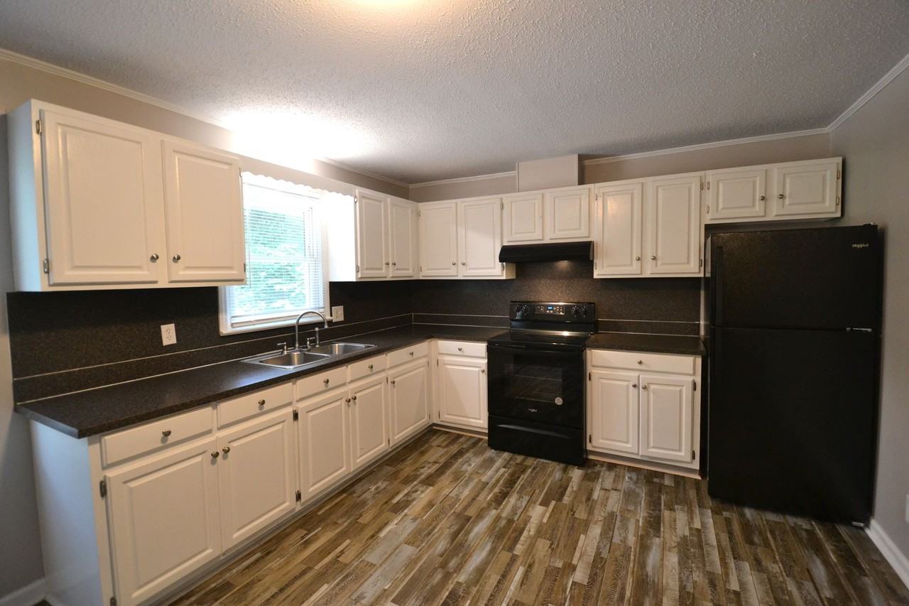 250 Rock Church Rd - Photo 3 of 31