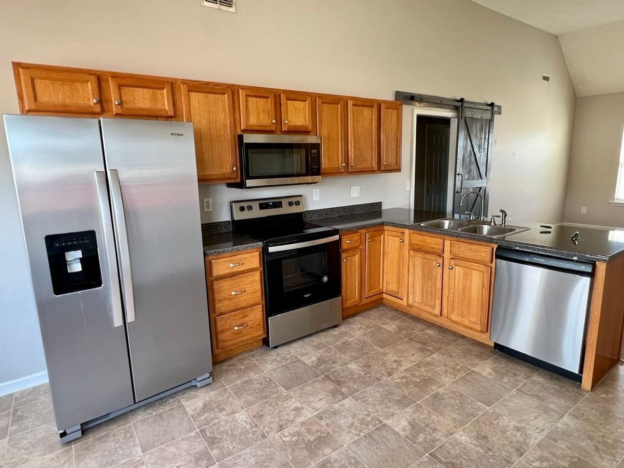 1114 Precept Dr - Photo 4 of 19