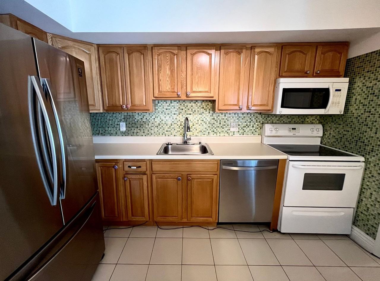 6435 Union Ct - Photo 3 of 13