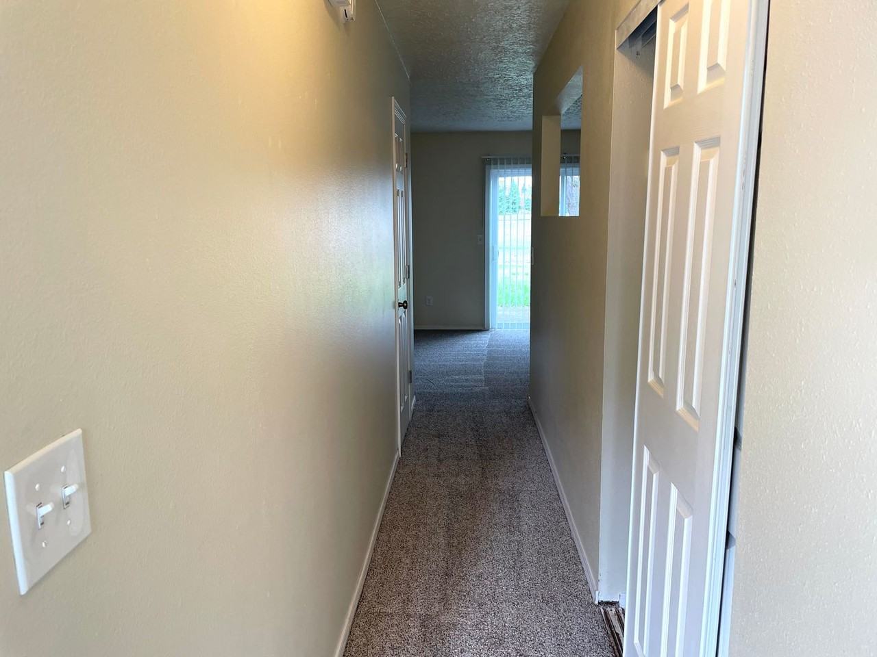 Sh8112-8114 - Photo 3 of 22