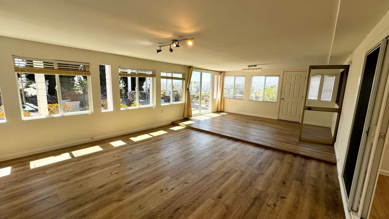 931 Reno Ridge Ln - Photo 5 of 24