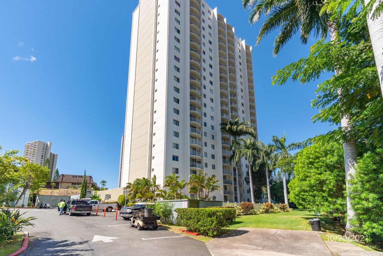98-1038 Moanalua Rd #402