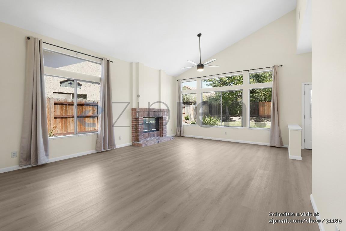 102 Kershaw Ct - Photo 3 of 25