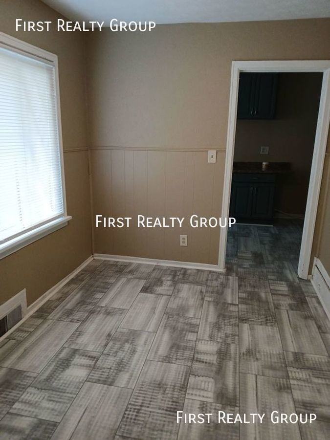 330 Verona Rd - Photo 3 of 12