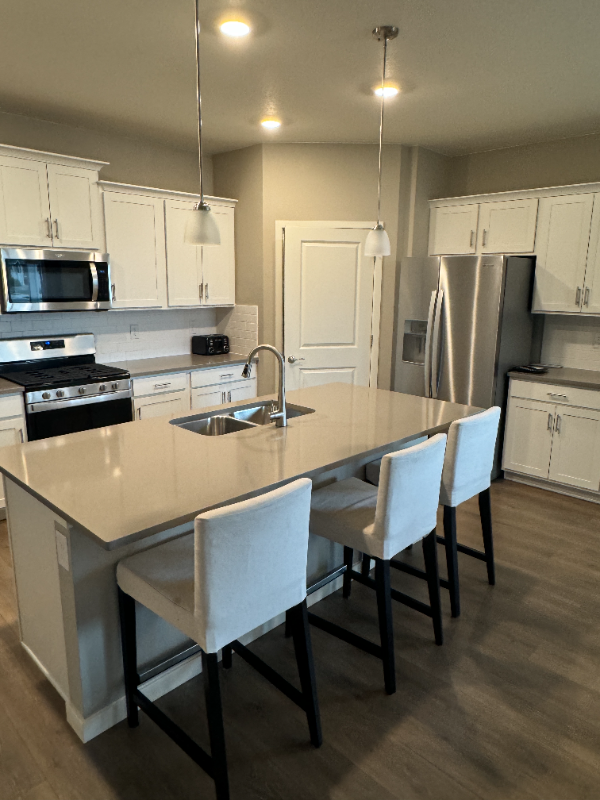 4202 Fox Grove Dr - Photo 4 of 24