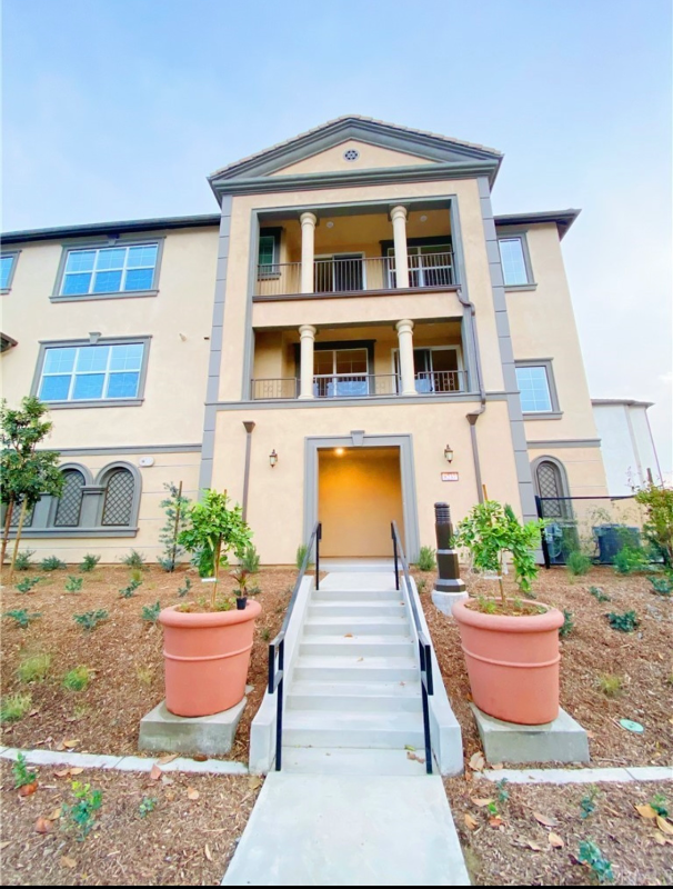 8237 Garden Park St - Photo 2 of 22