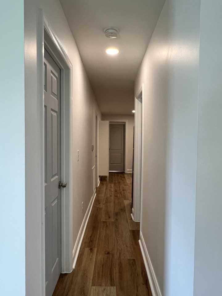 1013 Allen St #NA - Photo 5 of 32