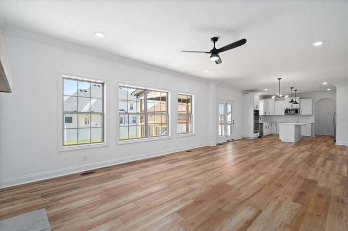 120 Trillium Ct #NA - Photo 3 of 8