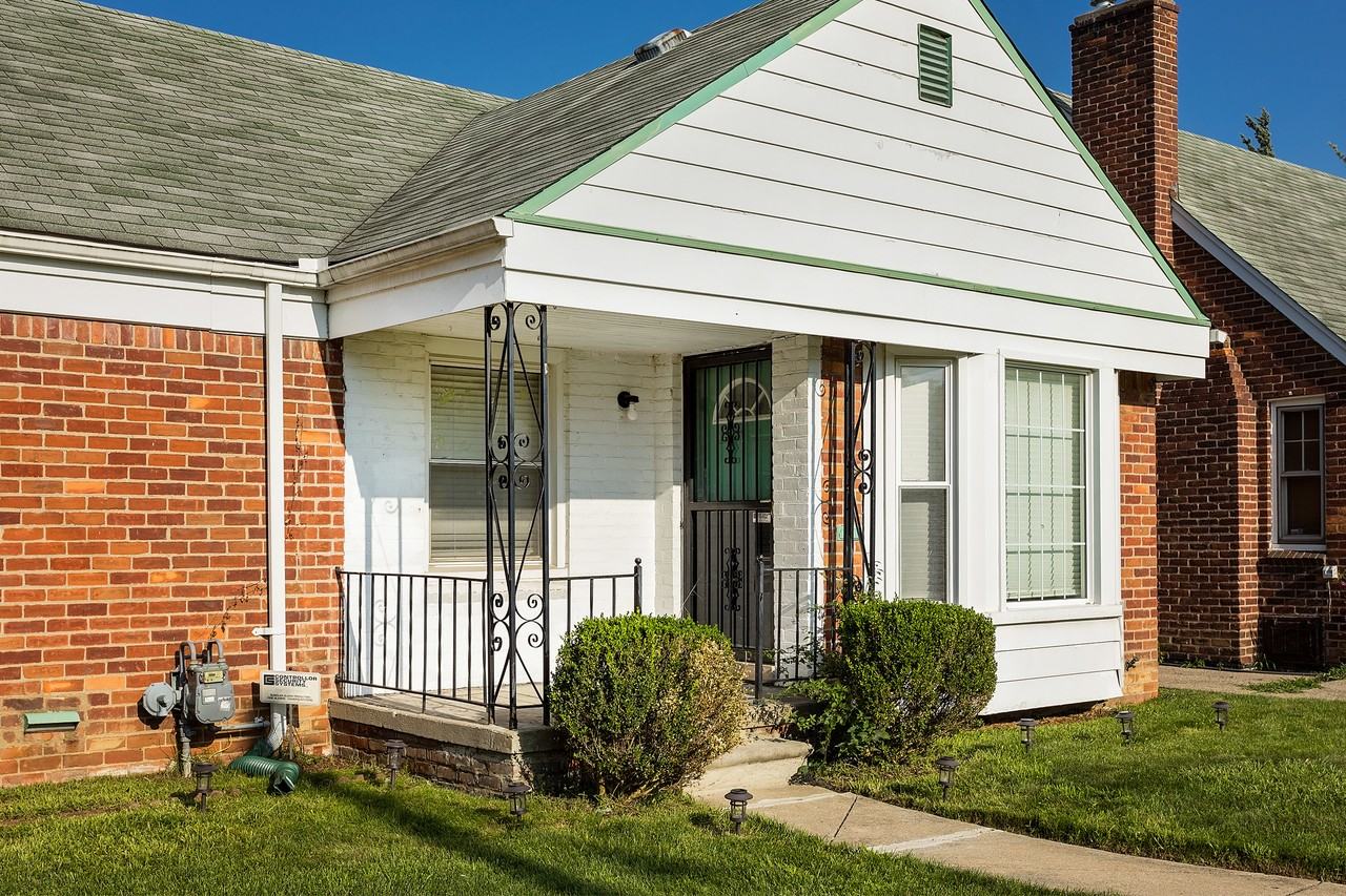 9238 Artesian Street #NA - Photo 3 of 30