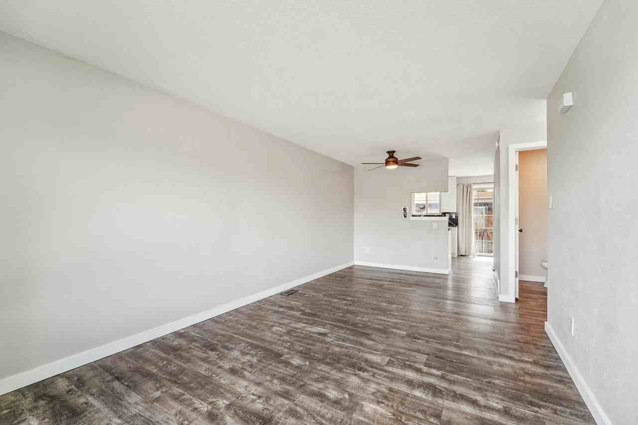 374 Gladiola Street - Photo 4 of 25