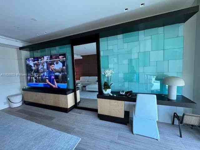 17001 Collins Ave #4504 - Photo 7 of 15