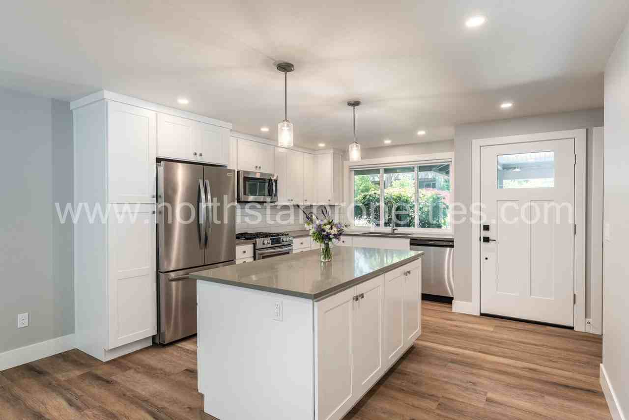 226 Greenridge Dr - Photo 6 of 33