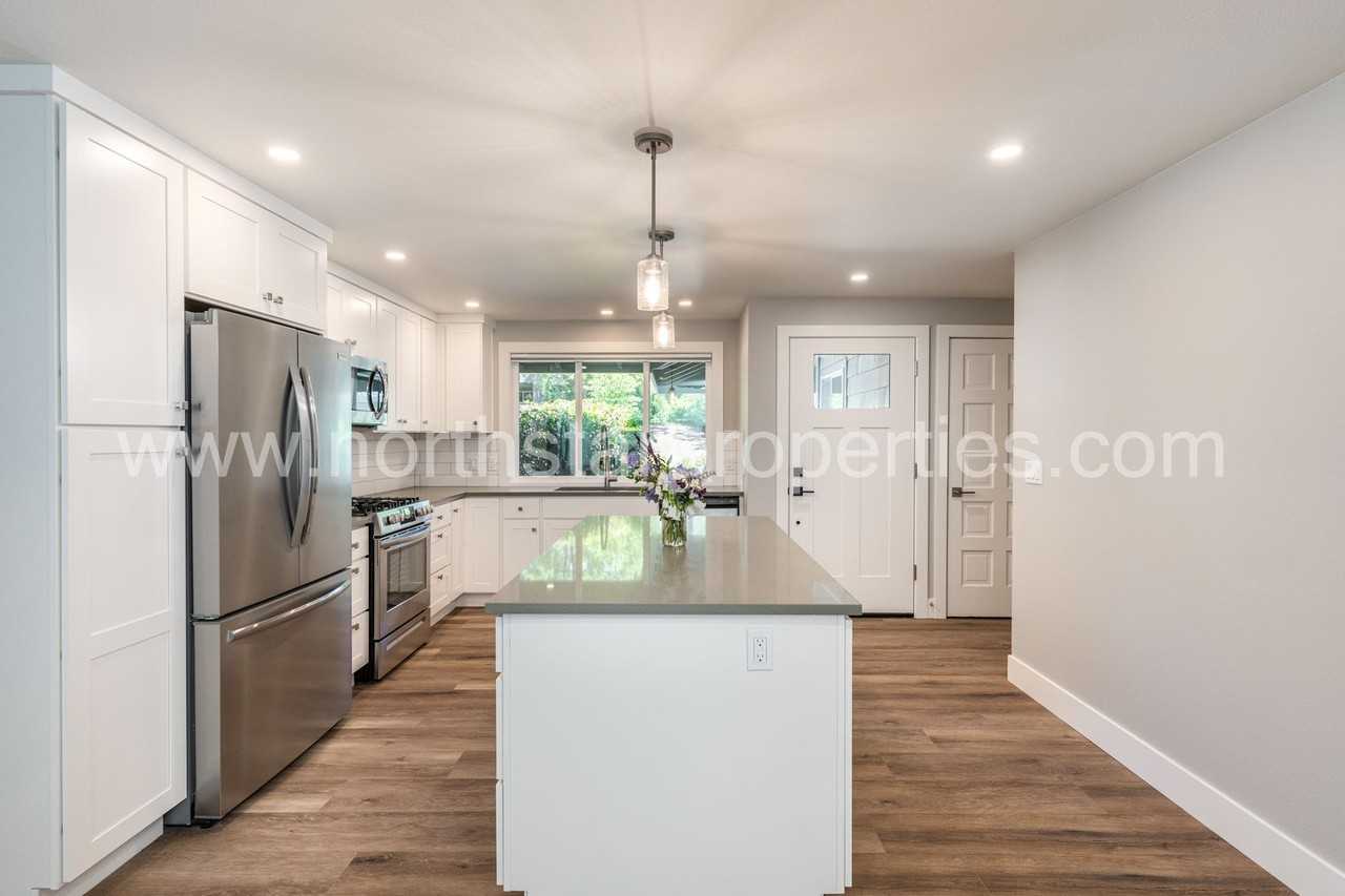 226 Greenridge Dr - Photo 7 of 33