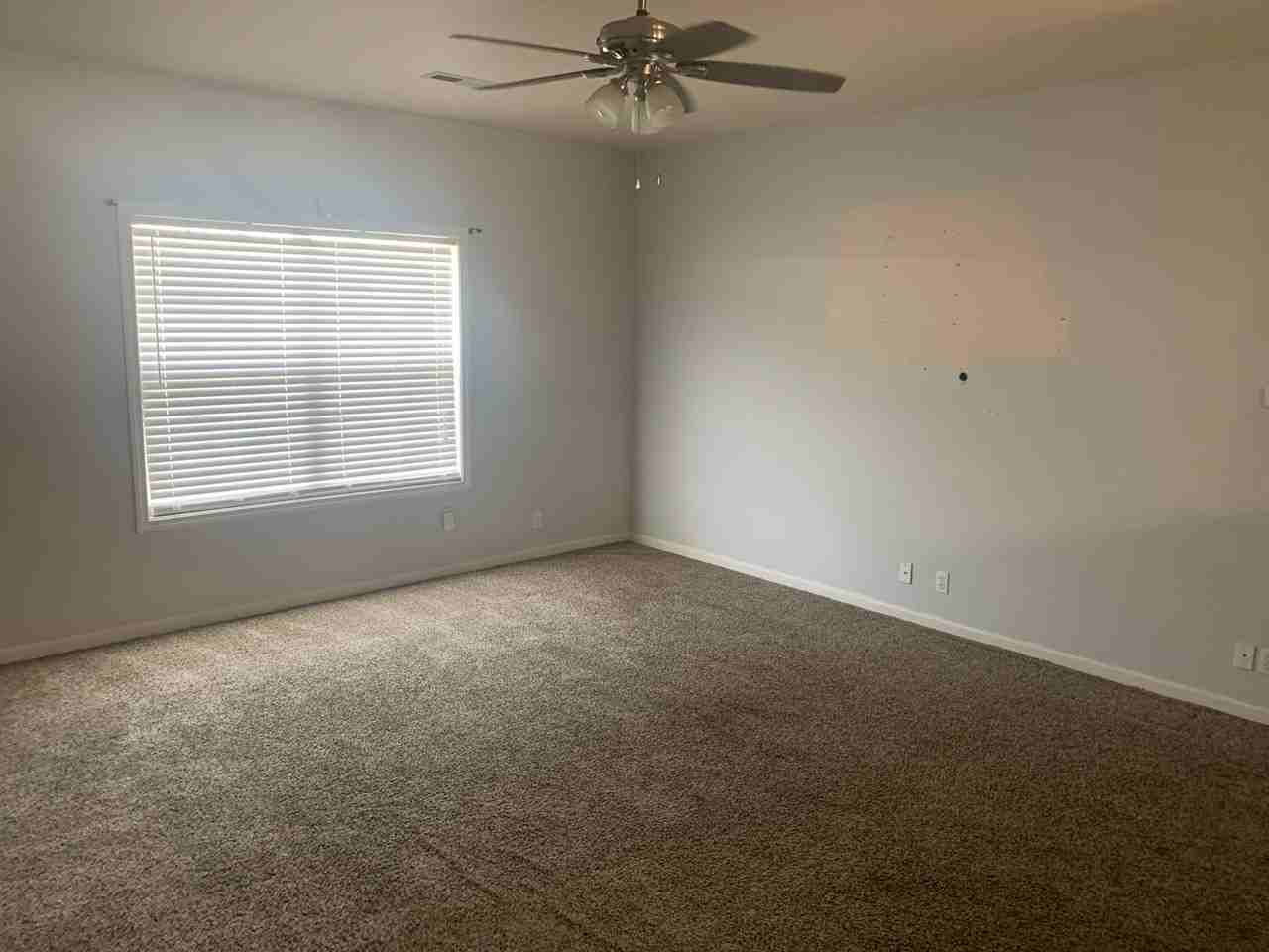 3625A E 20th St - Photo 3 of 14