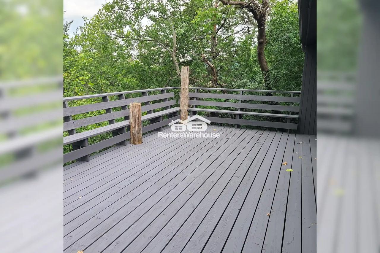 413 10th Ave S - Photo 3 of 20