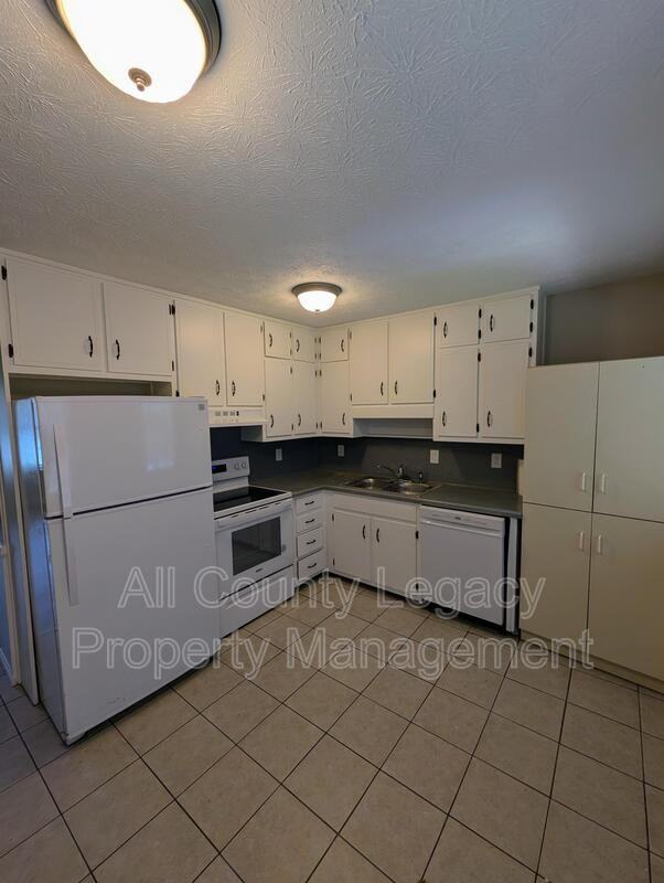 3132B Dove Ct - Photo 4 of 9