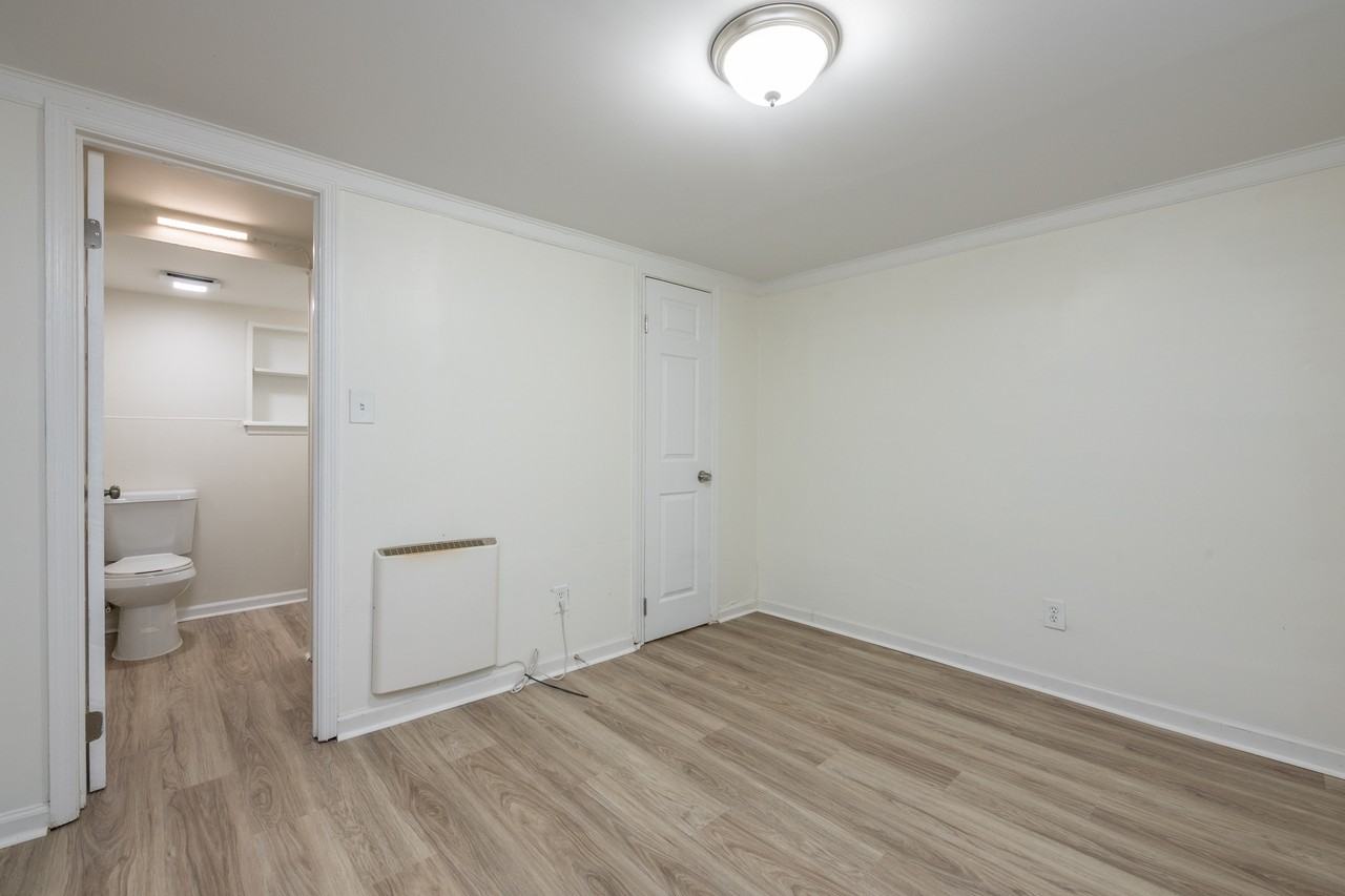3454 Rockbridge Rd #C - Photo 6 of 10