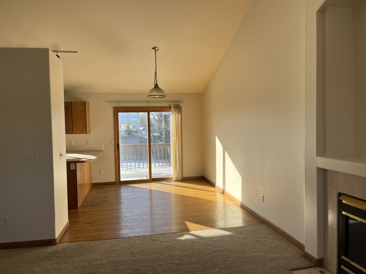 780 Bella Vista Dr - Photo 3 of 35