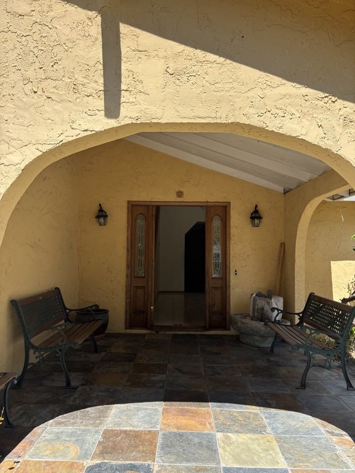 229 Manley Ct #NA - Photo 2 of 37