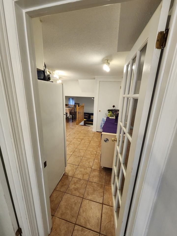90 Clancy Drive - Photo 7 of 29