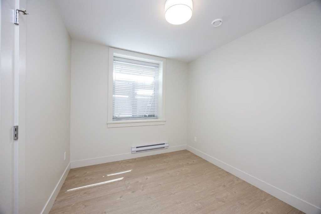 620 Jones Ave - Photo 3 of 7