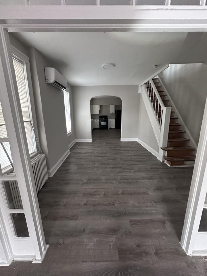 3119 Mcelderry St #1 - Photo 7 of 13