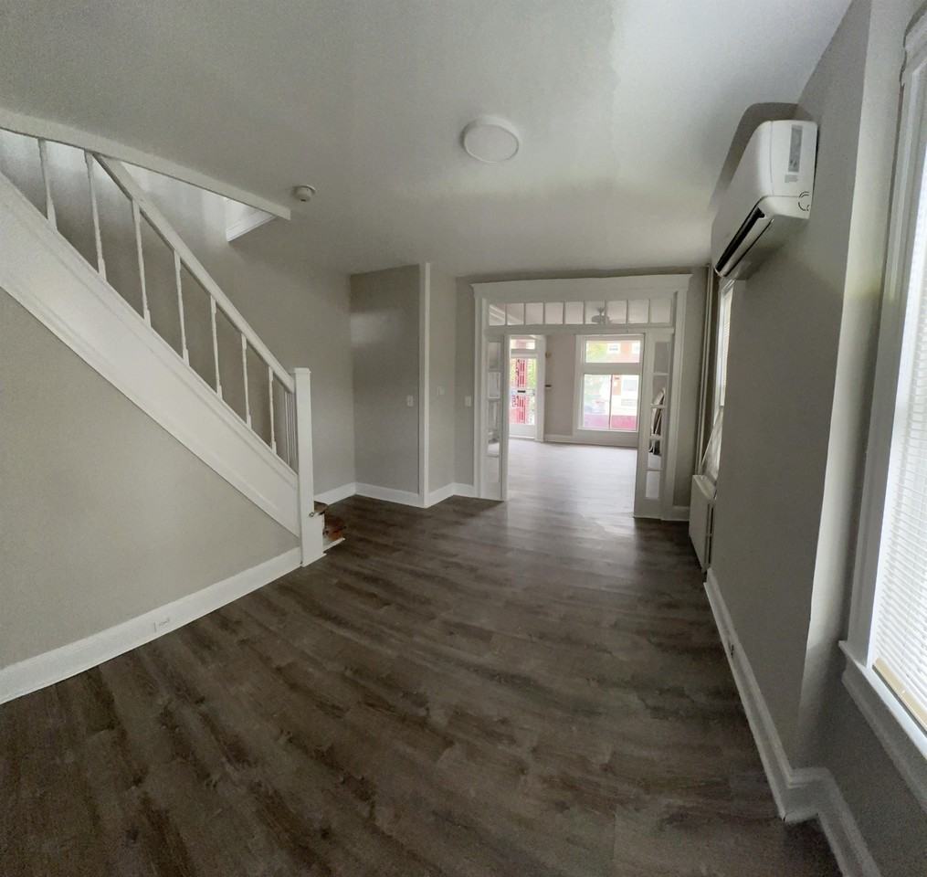 3119 Mcelderry St #1 - Photo 3 of 13