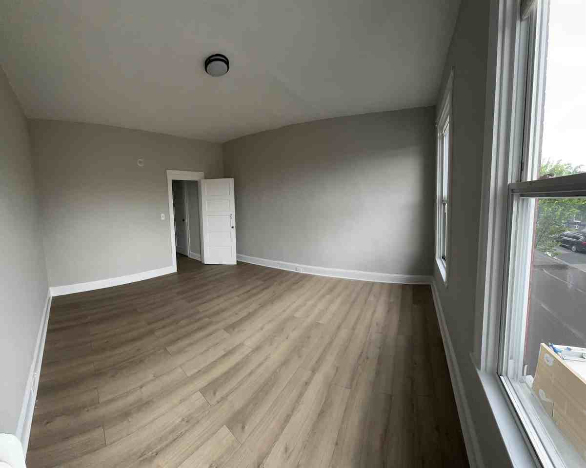 3119 Mcelderry St #1 - Photo 5 of 13