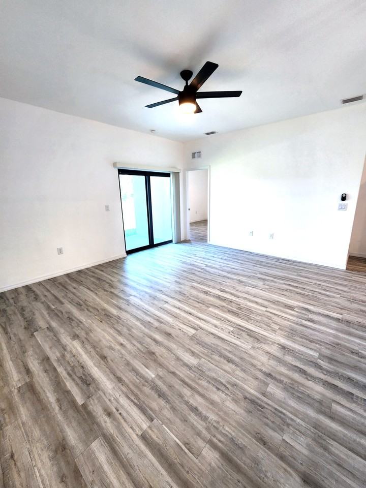 135 Hightower Ave S #135 - Photo 2 of 15