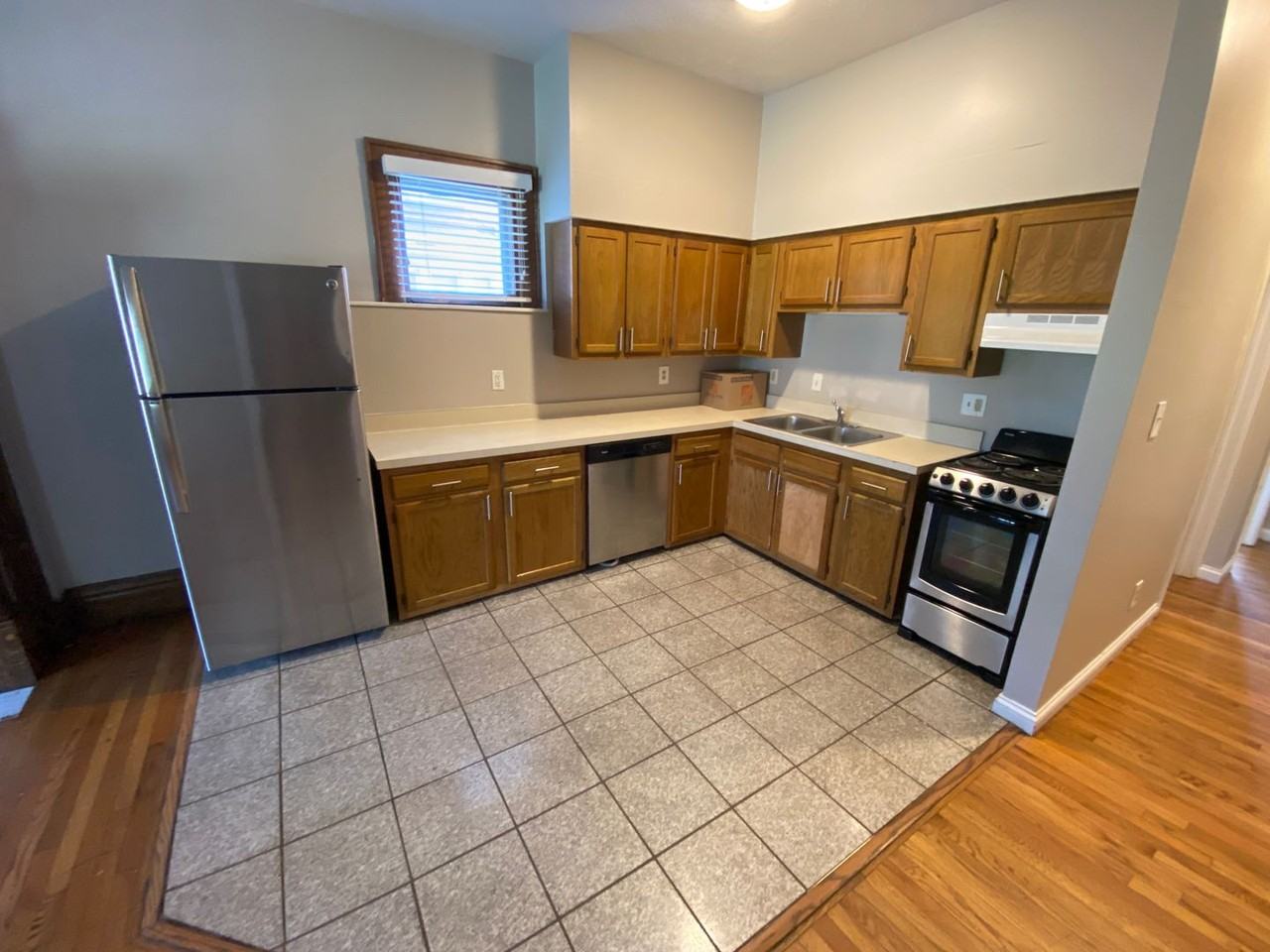 149 E Frambes Ave - Photo 4 of 18