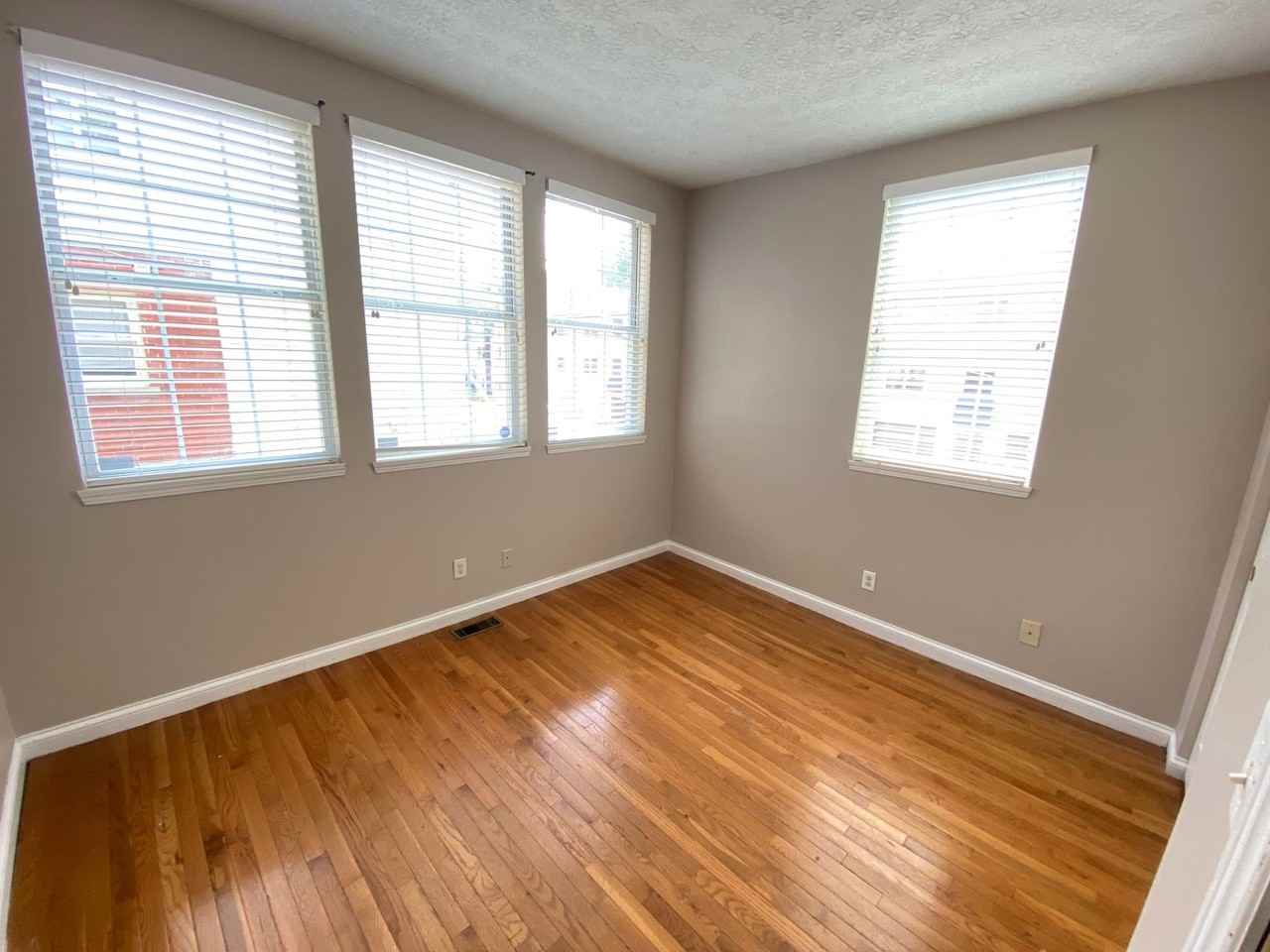 149 E Frambes Ave - Photo 6 of 18
